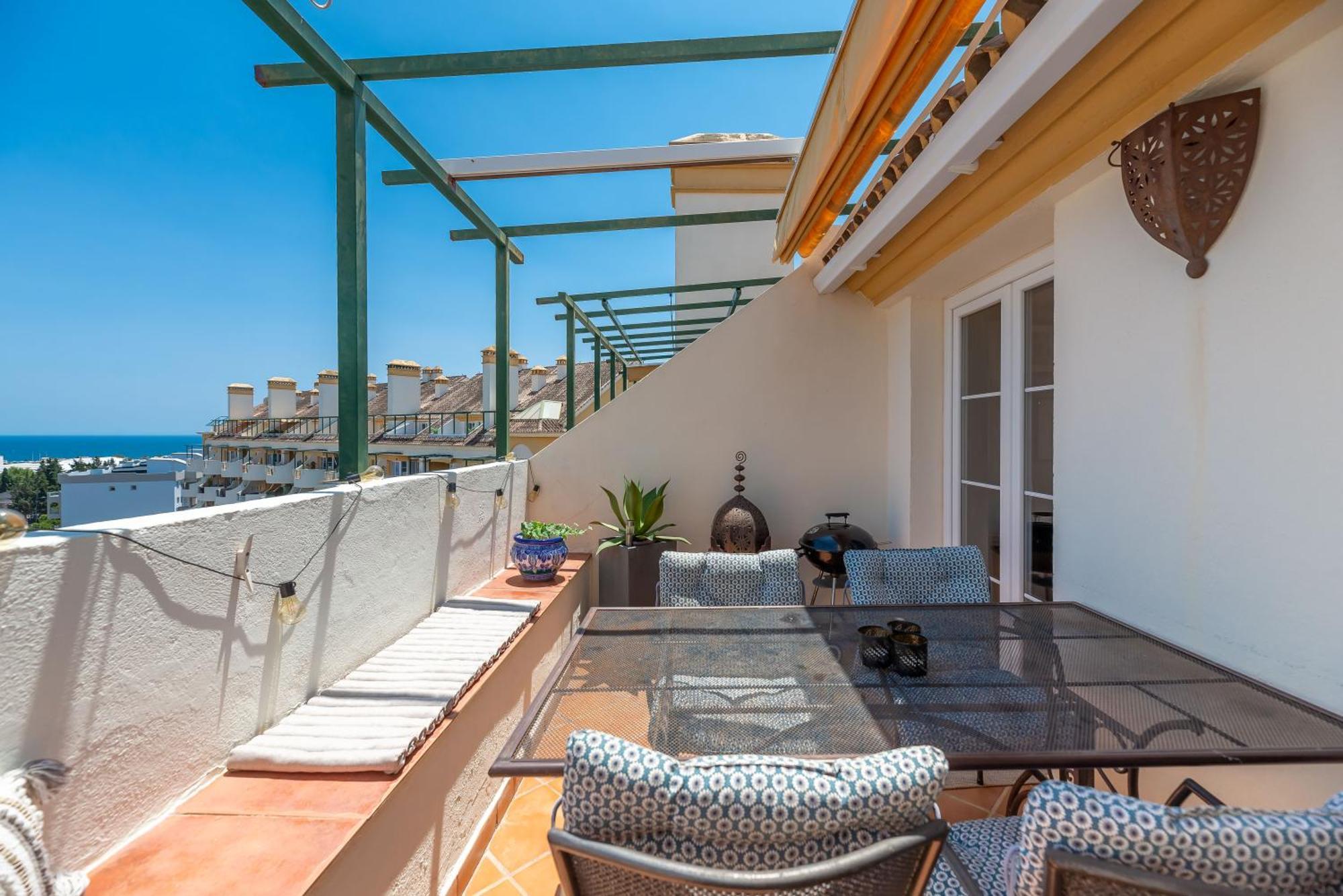 Elegant 2 Bdrm Penthouse With Bbq And Pools Apartment Marbella Bagian luar foto