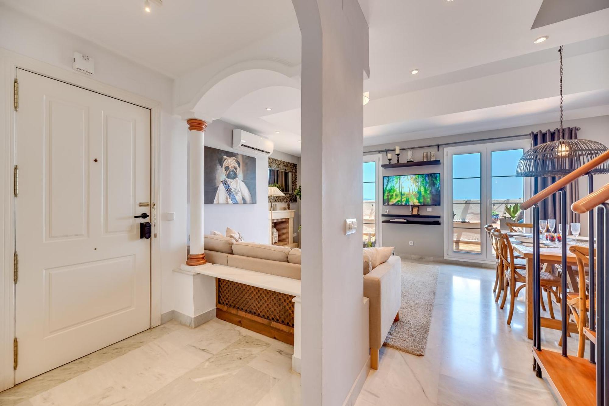 Elegant 2 Bdrm Penthouse With Bbq And Pools Apartment Marbella Bagian luar foto
